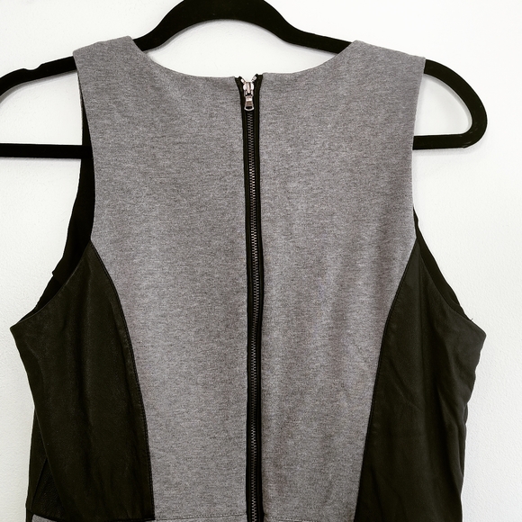 Club Monaco grey and black mixed fabric sleeveless fit and flare dress - Picture 7 of 10